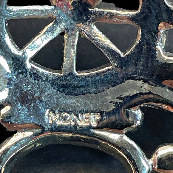 Monet Silver Tone Clear Rhinestone Lacy Filigree 2.75" Brooch Signed VTG - Picture 3 of 4